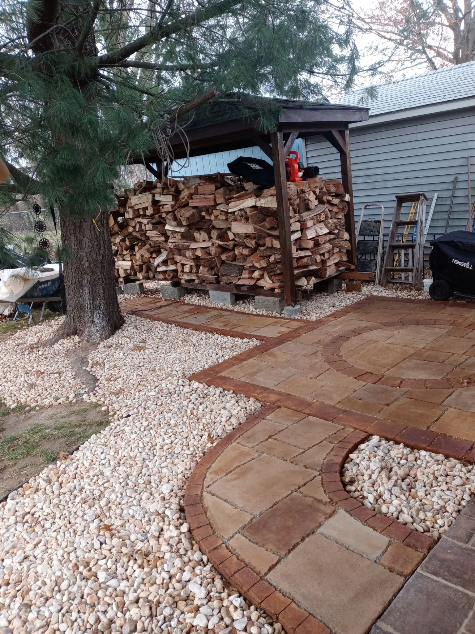 Curved Paver Patio